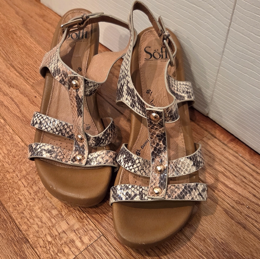 Sofft Snakeskin Sandals